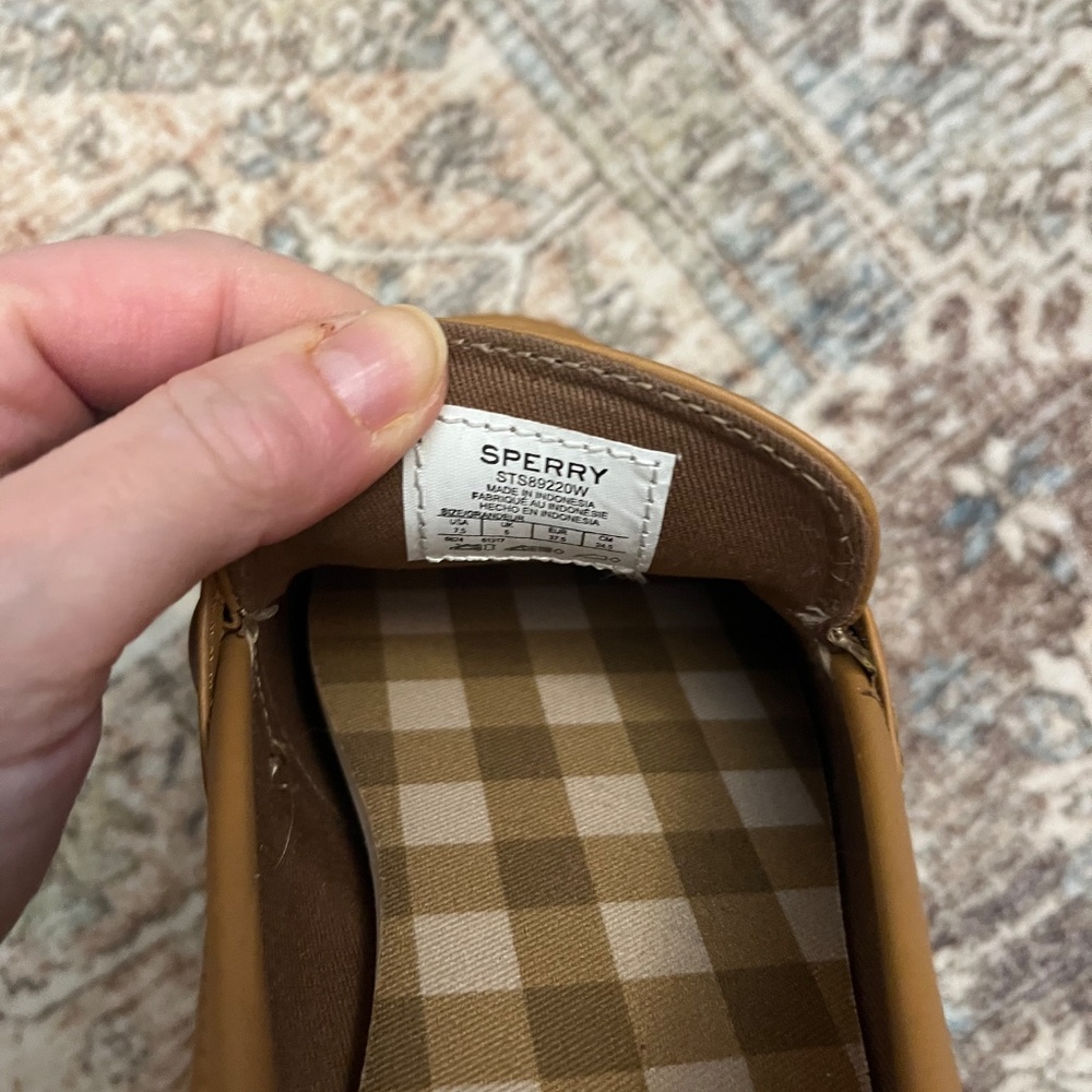 Sperry NWOT Bayside Loafer 7.5 women tan - Picture 3 of 4